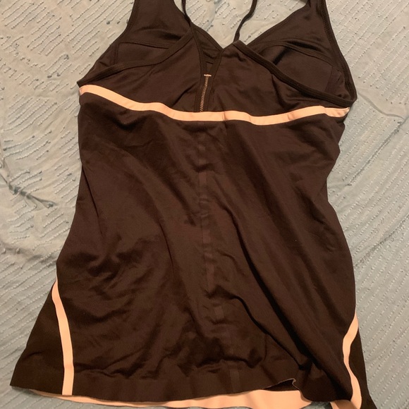 Nike tank top - Picture 2 of 3